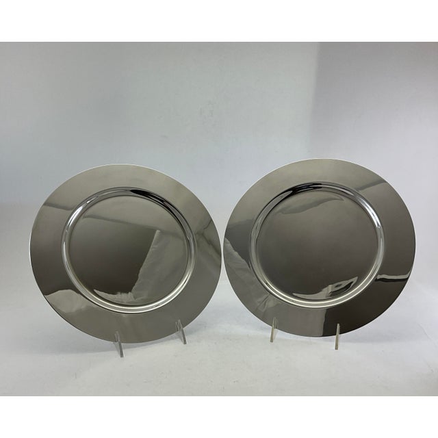 Metal 1980s A Pair Silver Round Platters Plain, 12 In. For Sale - Image 7 of 10