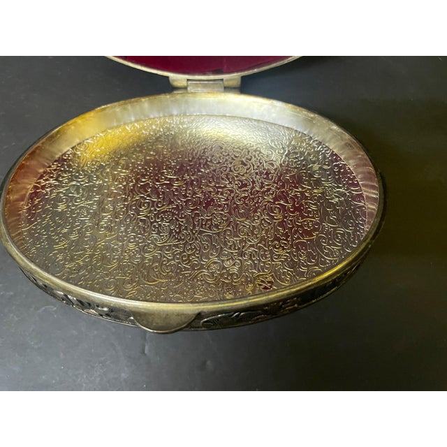 Vintage Ornate Oval Silver-Plated Trinket Box With Velvet Lining For Sale In Boston - Image 6 of 11