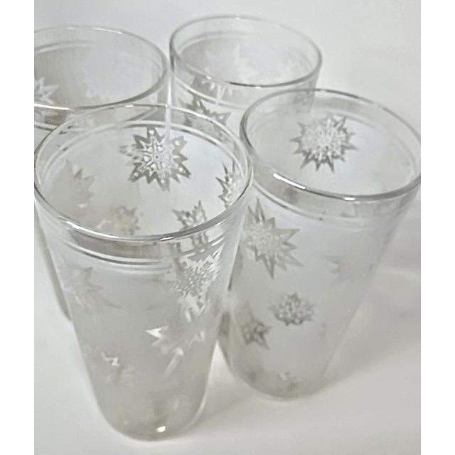 Farmhouse Atomic Snowflake Tumblers- Set of Four For Sale - Image 3 of 11