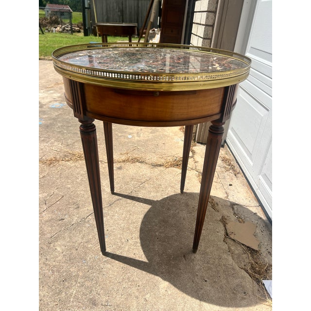 Brass French 19th Century Louis XVI Mahogany Oval Bouillotte Marble Top Side Table For Sale - Image 8 of 10
