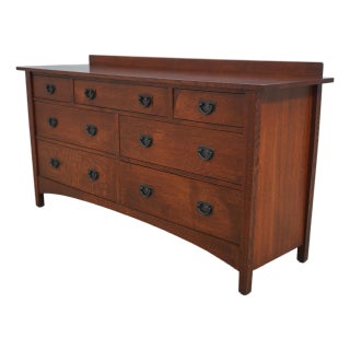 Stickley Mission Oak Arts & Crafts Bedroom Dresser For Sale