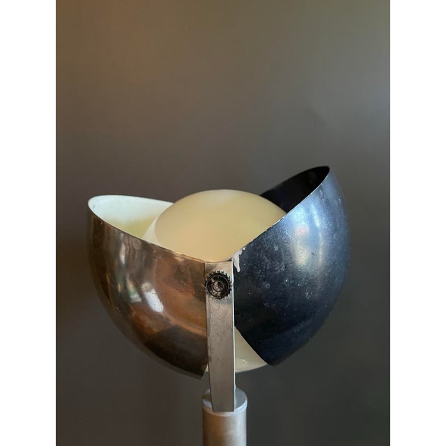 Sarfatti for Arteluce Mid 20th Century Space Age–Inspired Sculptural Table Lamp For Sale - Image 4 of 11