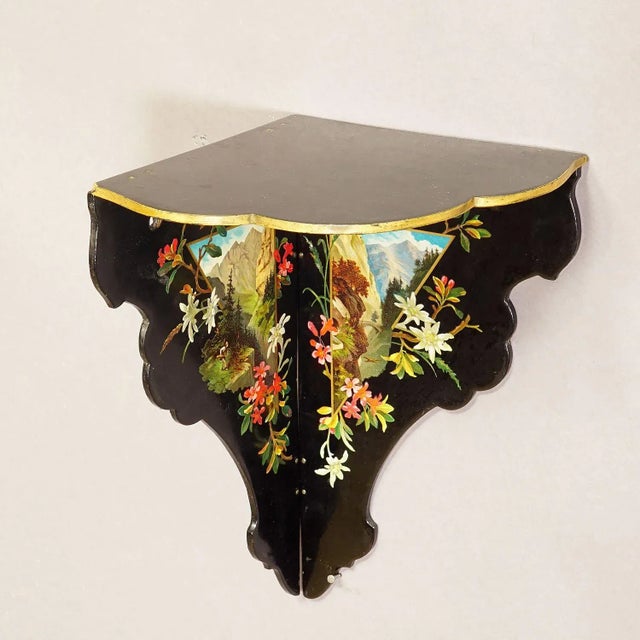 Antique Victorian Papier-Mâché Wall Shelve with Edelweiss Decoration A rare antique Papier-Mâché corner shelve with...