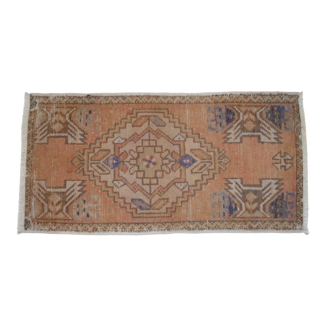 1970s Distressed Low Pile Turkish Yastik Faded Rug - 1'6'' X 3' For Sale - Image 5 of 13