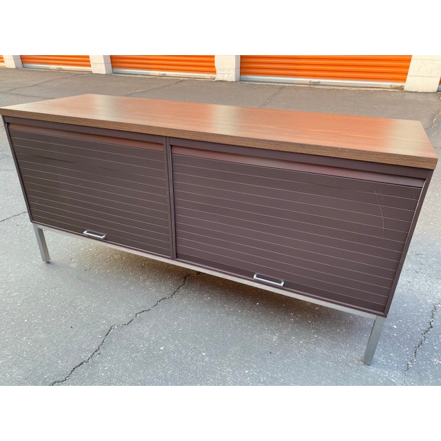 1980s Steelcase Industrial Vintage Mid Century Modern Metal Credenza Cabinet For Sale - Image 11 of 12