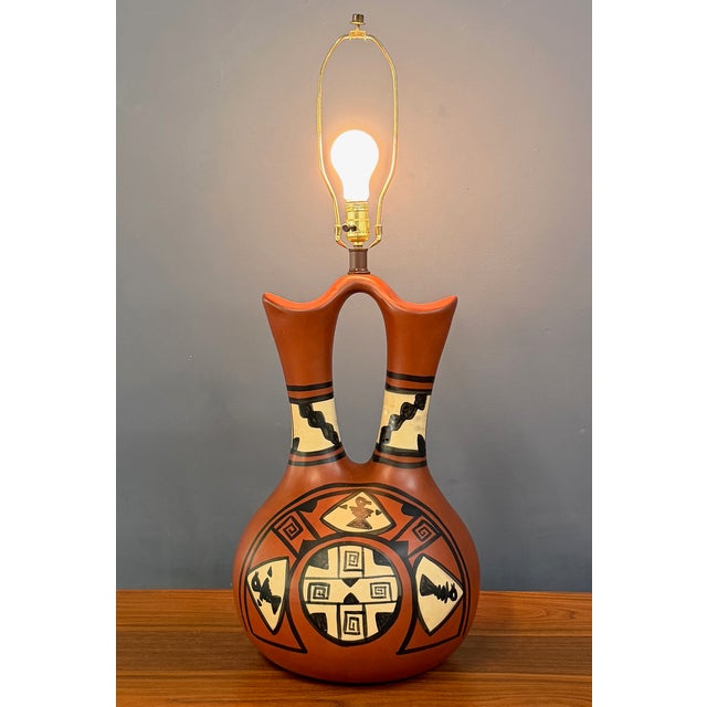 1970s Southwestern Wedding Vase Pottery Table Lamp — Hand-Painted Terracotta For Sale In Philadelphia - Image 6 of 10