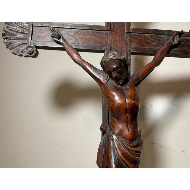 Antique 1700's Hand Carved Wood Religious Jesus Christ Crucifix Cross Sculpture For Sale - Image 10 of 15