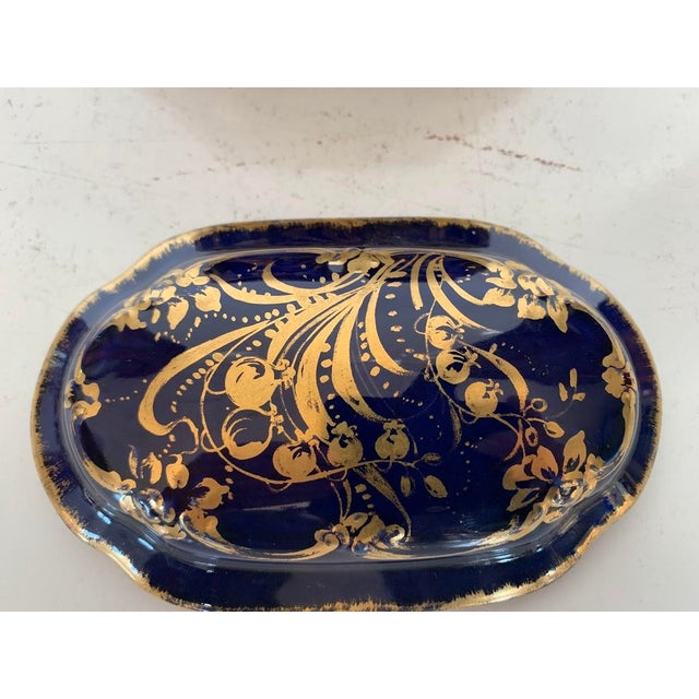 Blue Porcelain Box with Gilt Highlights, 1900s For Sale - Image 5 of 11