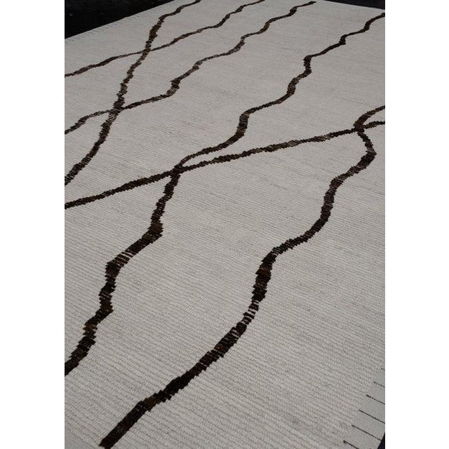 Alabaster Hand Knotted Turkish Tulu Rug 8'10" x 12'8" For Sale - Image 8 of 10
