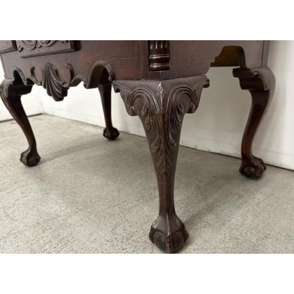 Councill Furniture Late 20th Century Councill Craftsmen Chippendale Revival Mahogany Lowboy Chest With Ball-and-Claw Feet For Sale - Image 4 of 10