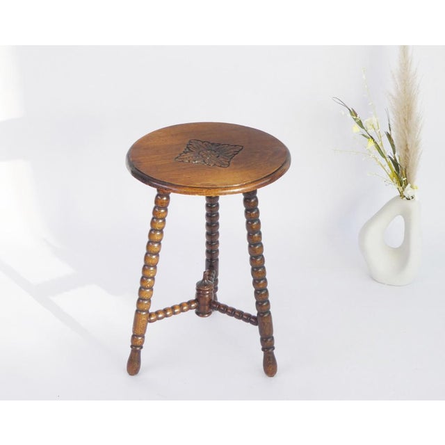 Small Antique Round Carved and Lacquered Wooden Bobbin Side Table, 1920s For Sale - Image 10 of 10