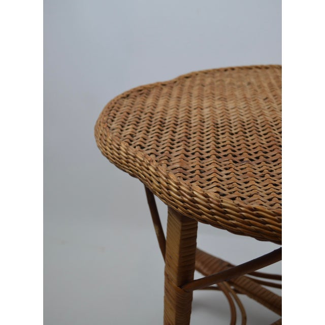 1960s Mid-Century Free-Form Wicker and Rattan Side Table, 1960s For Sale - Image 5 of 17
