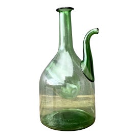 Example of Carafes and Decanters