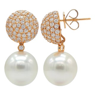Late 20th Century Pair of 18k Rose Gold South Sea Pearl Earrings For Sale