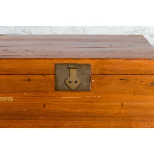 Wood Early 20th Century Chinese Late Qing Dynasty Pine Chest with Brass Hardware and Bracket Feet For Sale - Image 7 of 13