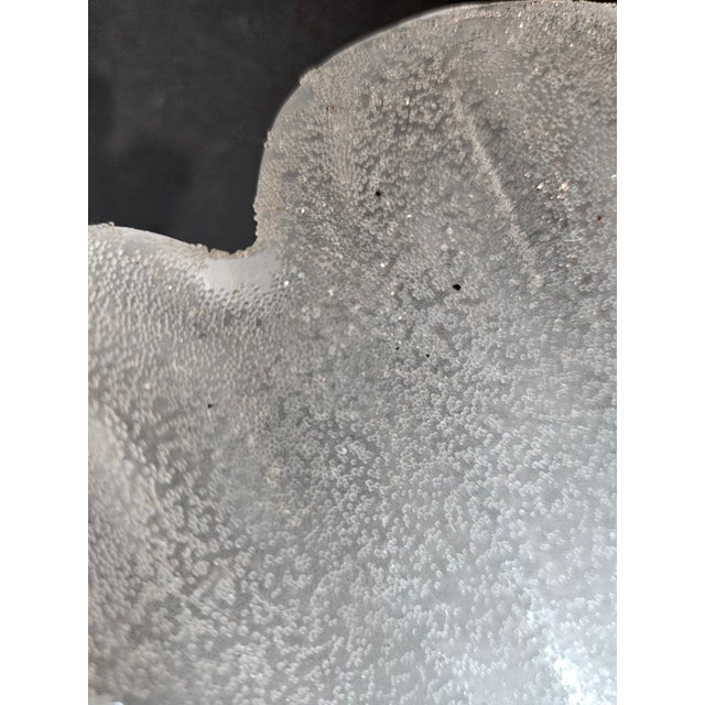 White Pair of Vintage Pugeloso Frosted Tulip Murano Sconces For Sale - Image 8 of 11