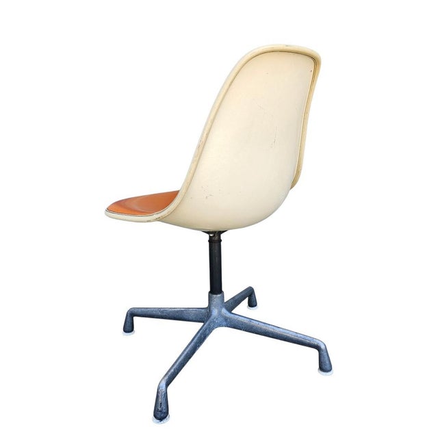 Metal Mid Century Herman Miller Orange Ninyl Upholstered PSC Chair For Sale - Image 7 of 18