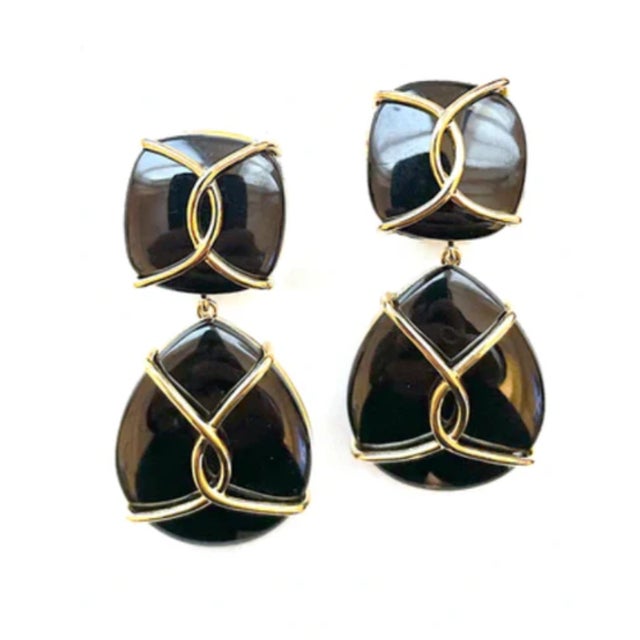 Christina Addison Elegant Alternating Yellow Gold Twisted Link and Black Jade Link Bracelet For Sale - Image 9 of 12