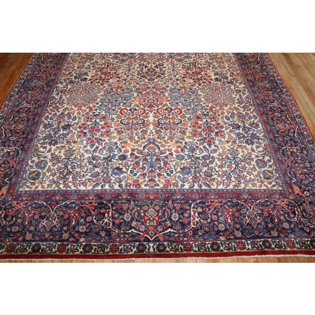 1930s Antique Ivory Floral Kashan Rug, 8'8'' X 11'2'' For Sale - Image 5 of 9