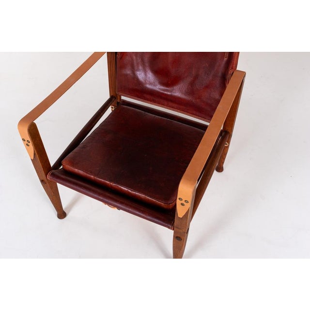 Vintage KK47000 Safari Chair in Leather by Kaare Klint for Rud Rasmussen, Denmark, 1930s For Sale - Image 3 of 11