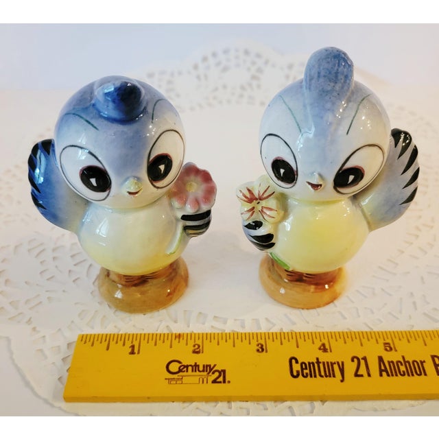 Blue Vintage Enesco Mid-Century, Modern Salt and Pepper Shakers, Anthropomorphic Bluebirds - a Pair For Sale - Image 8 of 9