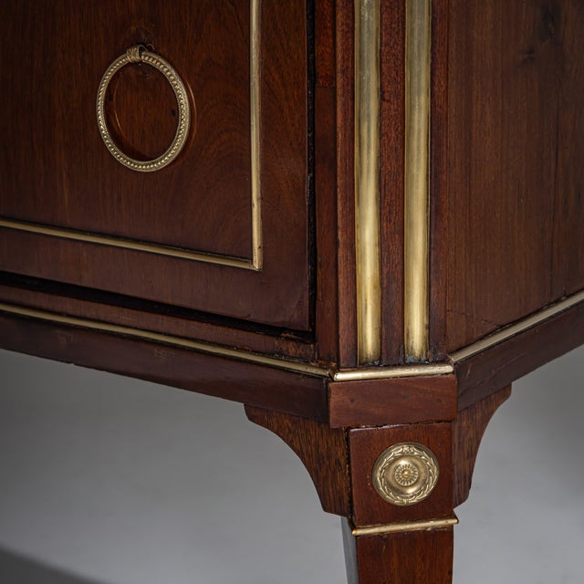 Maroon Neoclassical Commode in Mahogany For Sale - Image 8 of 9