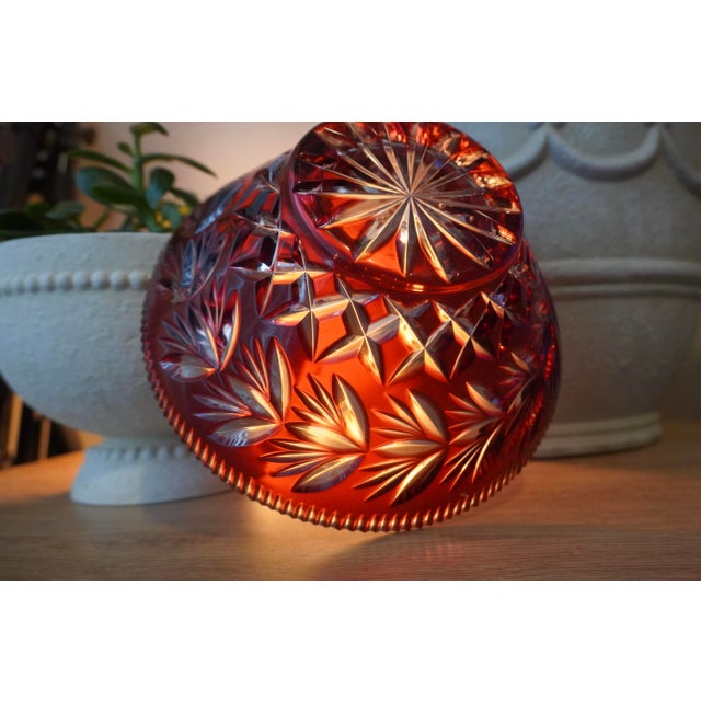 1920s 1920s Bohemian Red Cut to Clear Crystal Decorative Bowl. For Sale - Image 5 of 6