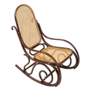 Rocking Chair by Michael Thonet for Thonet, 1920s For Sale