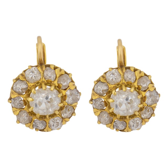 19th Century Pair of Victorian Old Mine Cut Diamond 18k Yellow Gold Cluster Earrings For Sale