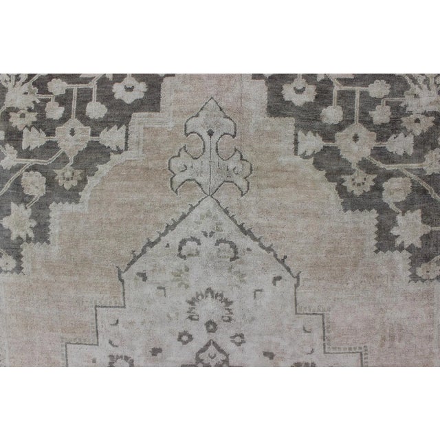 Mid 20th Century Mid 20th Century Vintage Turkish Oushak Rug With Medallion Design in Muted Tones For Sale - Image 9 of 11