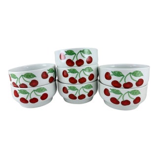 1970s Richard Ginori Italy Cherries Serving Bowl Set - Set of 8 For Sale
