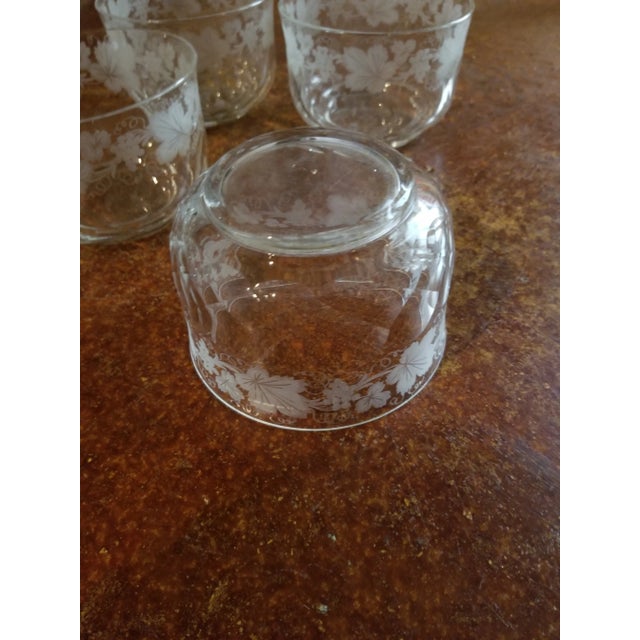 Transparent Set of Four Early 19th Century Etched Finger Bowls For Sale - Image 8 of 13