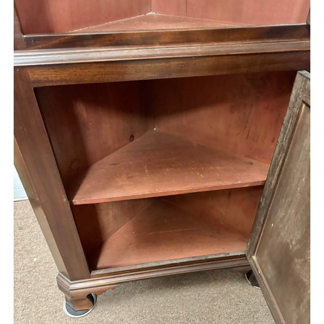 Wood Early 20th Century Mahogany Chippendale Style Bench Made 2 Part Corner Cupboard For Sale - Image 7 of 9