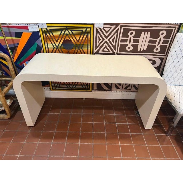 1980's Off White Laminate Waterfall Console Table. For Sale - Image 12 of 18
