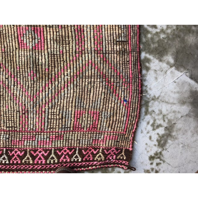 Tan 1960s Vintage Turkish Oushak Faded Floral Kilim Rug - 5′5″ × 9′10″ For Sale - Image 8 of 9