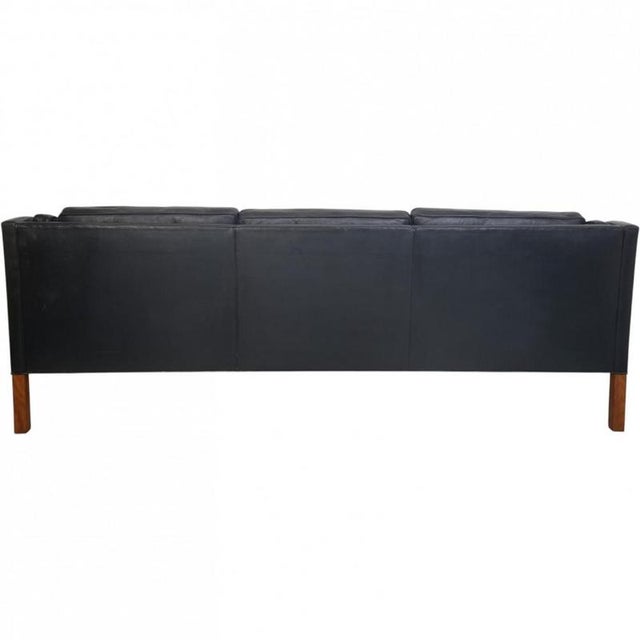 Vintage 2213 Three-Seater Sofa in Black Leather by Børge Mogensen, 1980s For Sale - Image 18 of 18