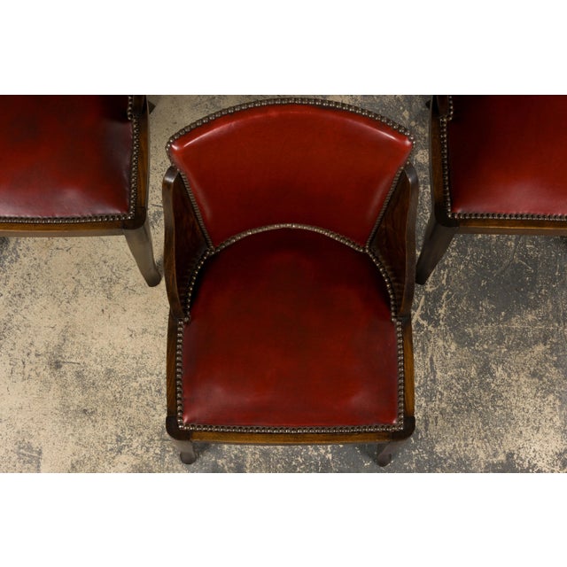 1930s French Art Deco Maple Gondola Dining Chairs W/ Red Faux Leather - Set of 6 For Sale - Image 4 of 18