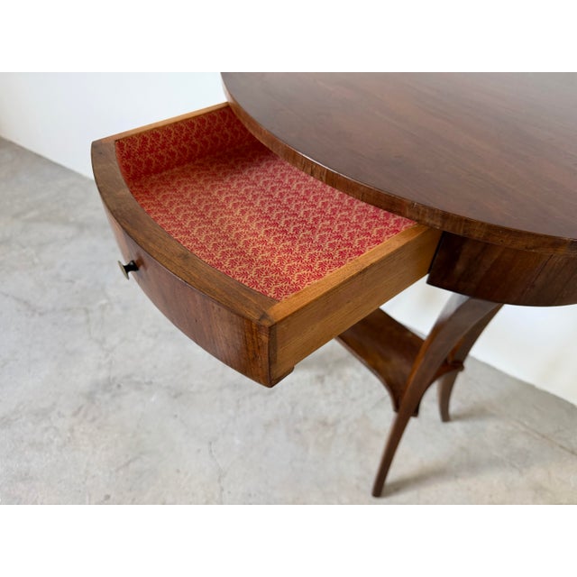 Brown Vintage Italian Walnut Oval Side Table / Nightstand With Drawer For Sale - Image 8 of 12