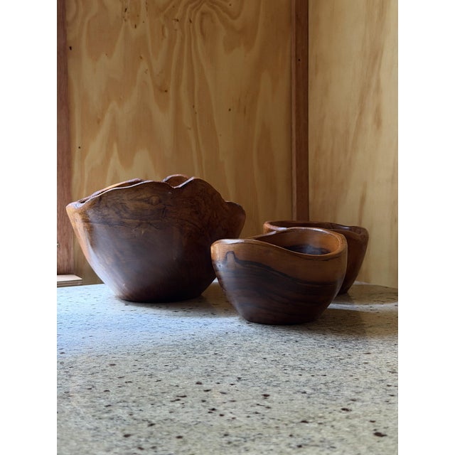 Hand-Carved Olive Wood Serveware, 1980s, Set of 16 For Sale - Image 13 of 18