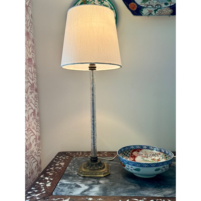 American 1910s Slender Etched Glass Table Lamp With Gilt Bronze Base For Sale - Image 3 of 10