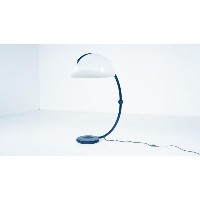 Cream Blue Serpente Floor Lamp by Elio Martinelli for Martinelli Luce, 1960s For Sale - Image 8 of 12