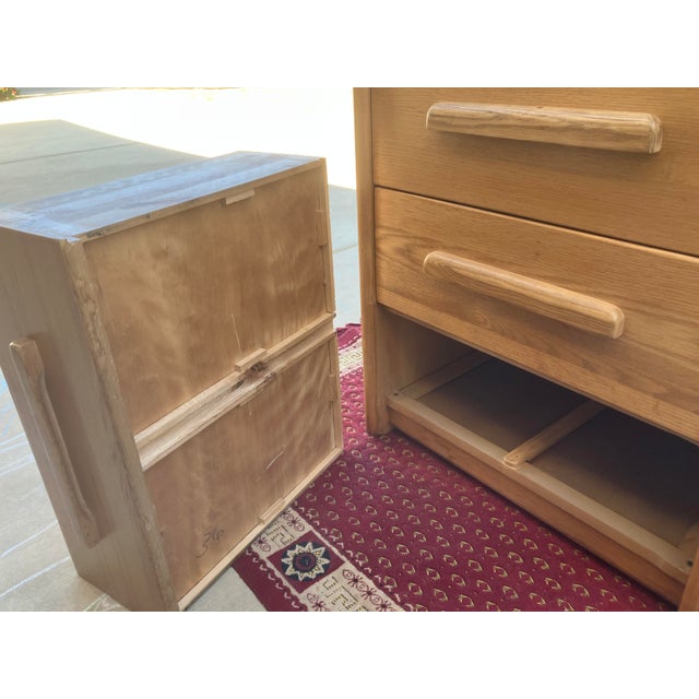 Templeton, 8-Drawer Dresser, Rock Maple, Usa, 1940-50s For Sale - Image 9 of 18