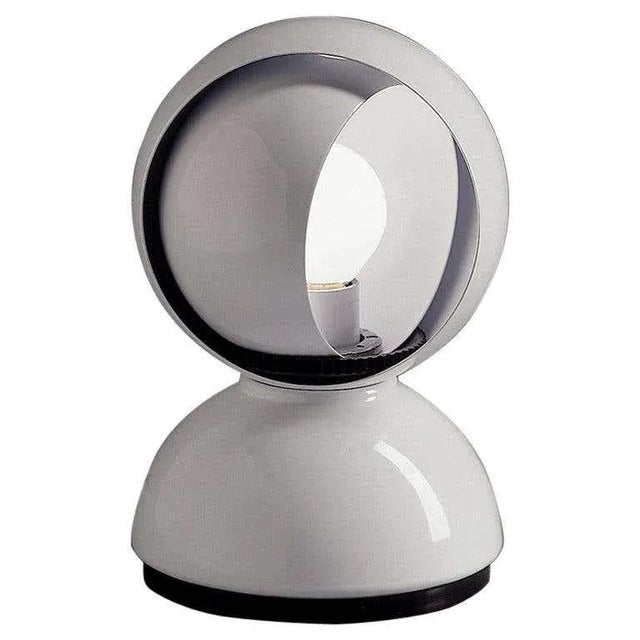 Vico Magistretti Eclisse Table Lamp for Artemide For Sale In Los Angeles - Image 6 of 6