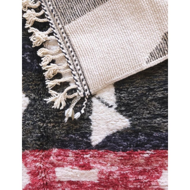 Raspberry Red Moroccan Contemporary Wool Rug - 8.3 X 5.8 Ft For Sale - Image 8 of 10