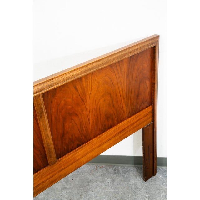 1960s Mid Century Modern Headboard Queen Dixie Bed Frame Walnut MCM Slat Wood Walnut For Sale - Image 5 of 11