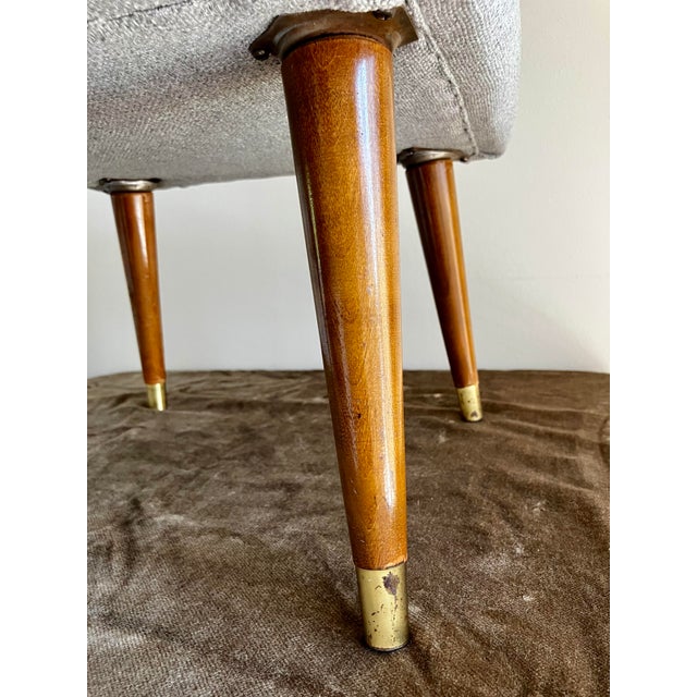 Wood Mid-Century Modern Tapered Walnut and Brass Footstool Ottoman in Textured Gray Tweed For Sale - Image 7 of 14