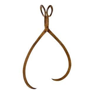 Antique Vintage Industrial Hand-Forged Cast Iron Ice Block Tongs For Sale