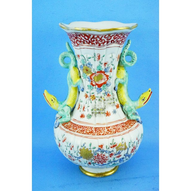 18th Century Soft Porcelain Vase with Kakiemon Decoration from Chantilly, Mennecy Saint-Cloud, France For Sale - Image 4 of 18