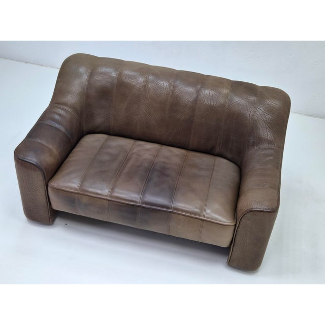 DS 44 Two-Seater Sofa in Buffalo Brown Leather from de Sede, 1970s For Sale - Image 9 of 15