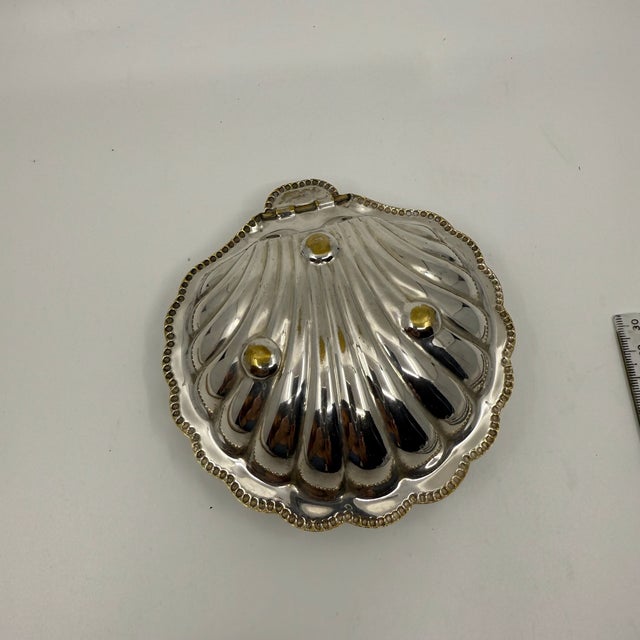 1920s Vintage E & J Leek Silver Plate Clamshell With Frosted Glass Liner For Sale - Image 5 of 18